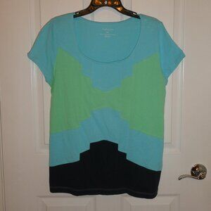 Van Heusen Short Sleeve Top Women’s Size Large